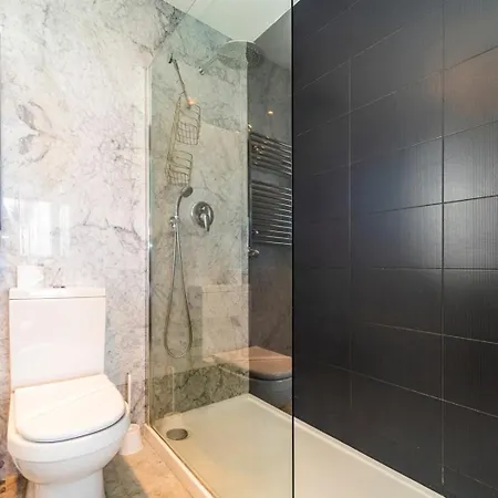 Luxury With Stunning Seaview In