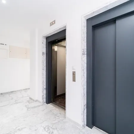 Luxury With Stunning Seaview In Apartment Benidorm