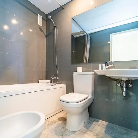 Luxury With Stunning Seaview In *