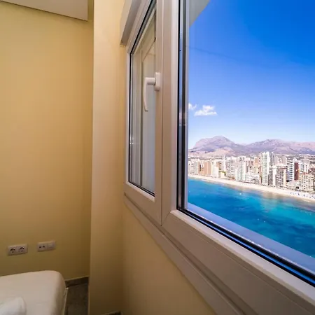 Luxury With Stunning Seaview In Apartment Benidorm
